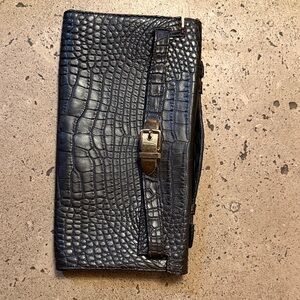 Elegant Dark Brown Crocodile and Leather Clutch